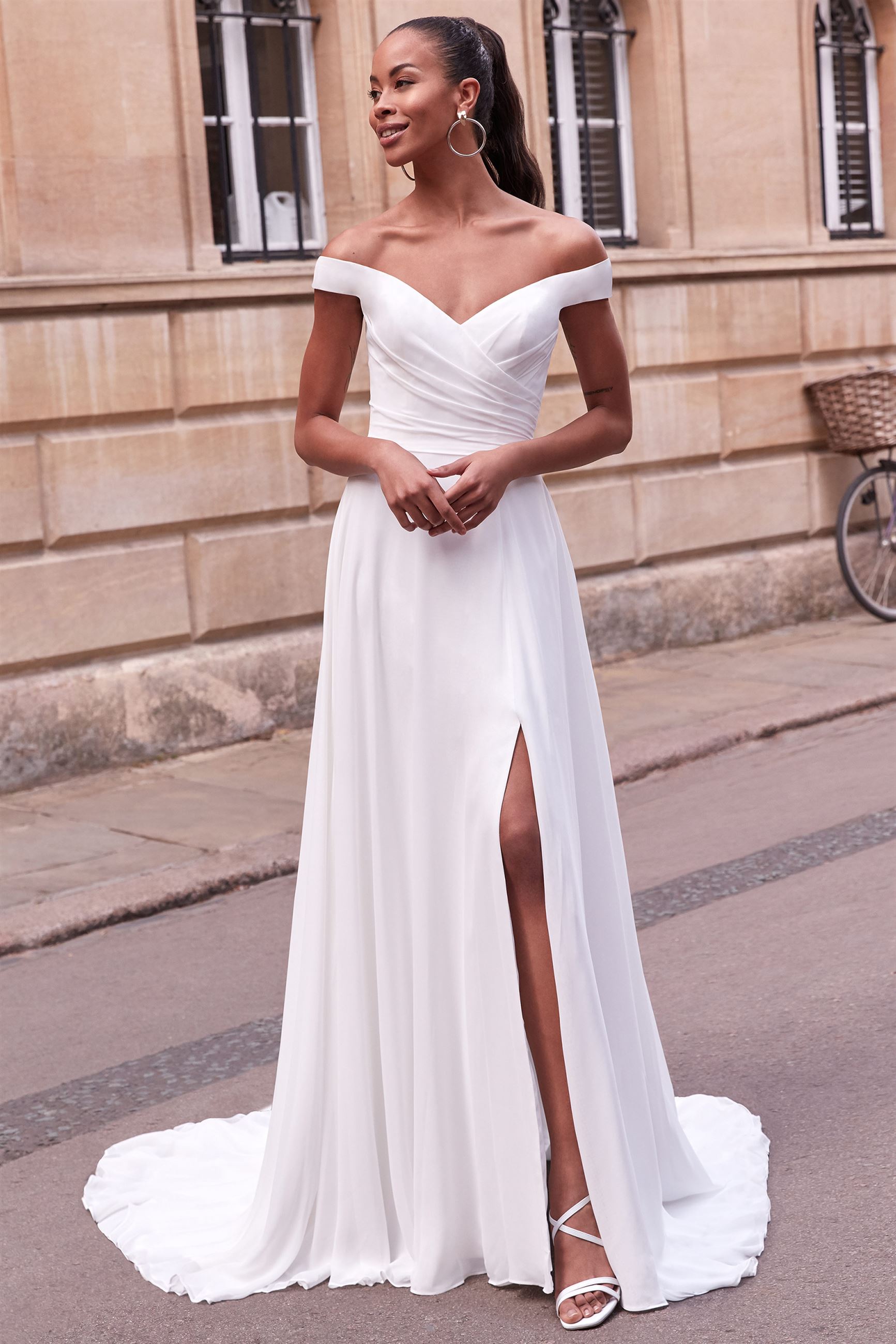 Adore by Justin Alexander Trunk Show Main Image