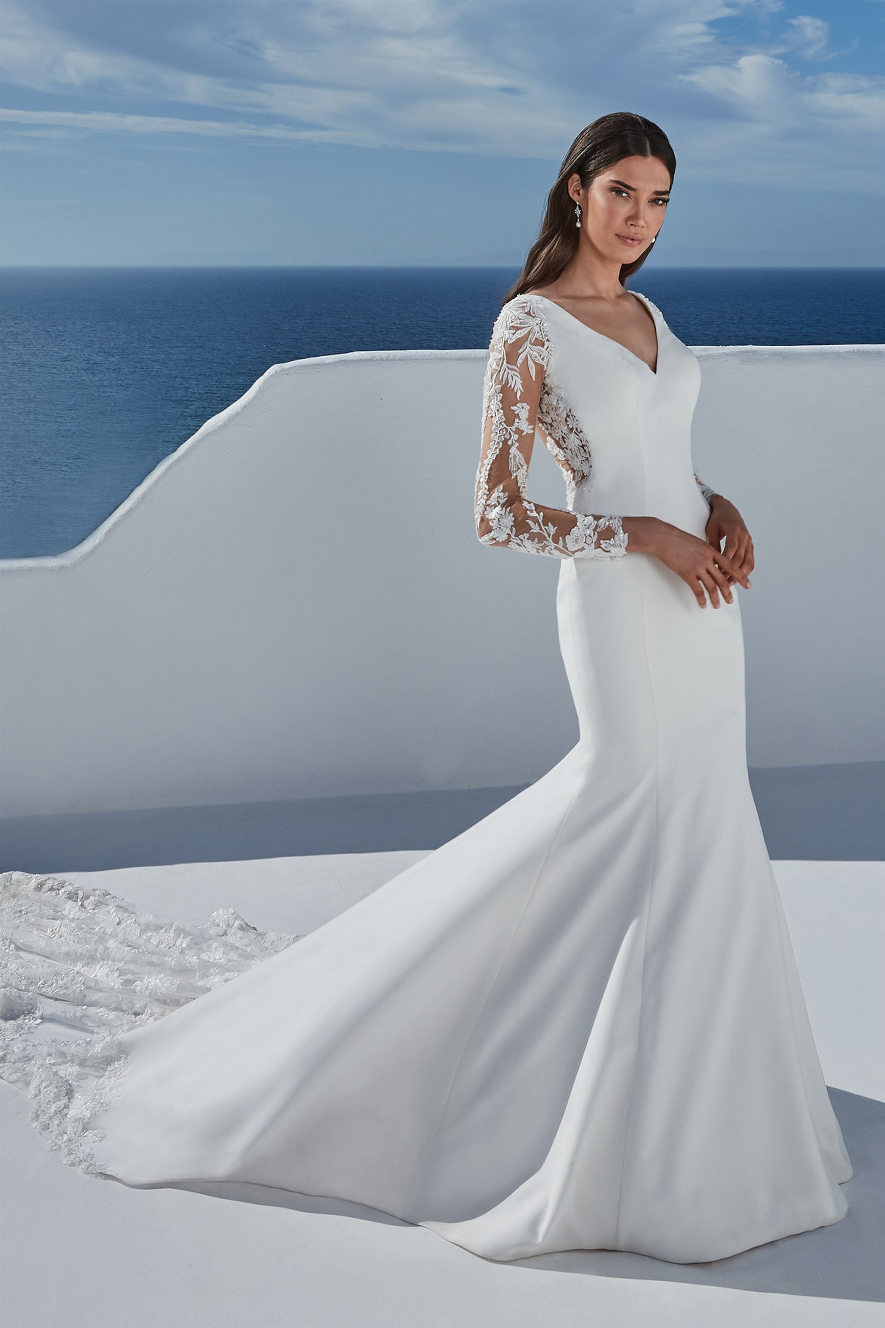 Justin Alexander & Lillian West Trunk Show Main Image